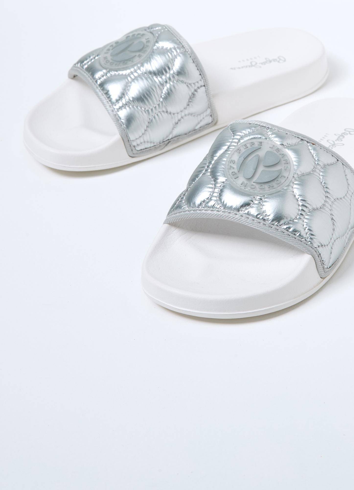 

Женские сланцы Pepe Jeans London (SLIDER PAD PLS70105), серебряные, Серебряный