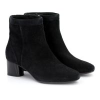 Женские полусапоги Clarks, черные, арт: 26136985