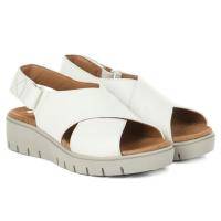Женские сандалии Clarks(Un Karely Hail 26132235), белые, арт: 26132235