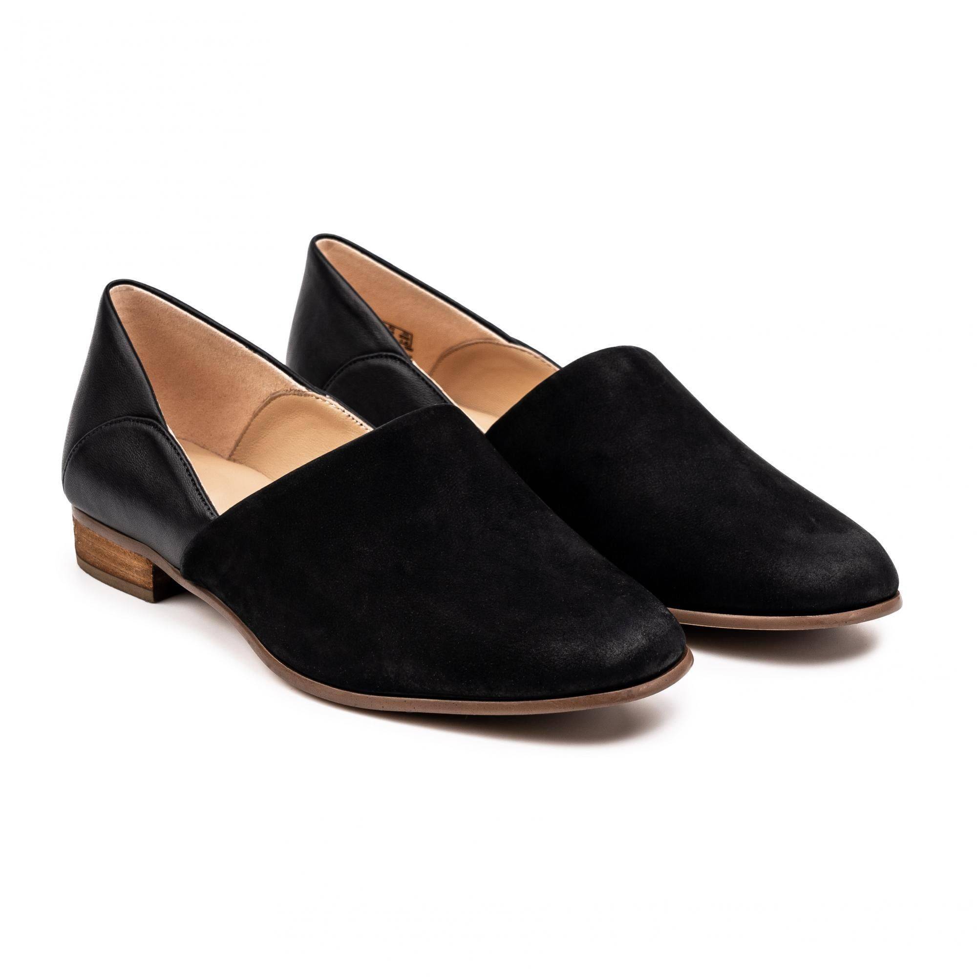 Clarks pure store tone flat