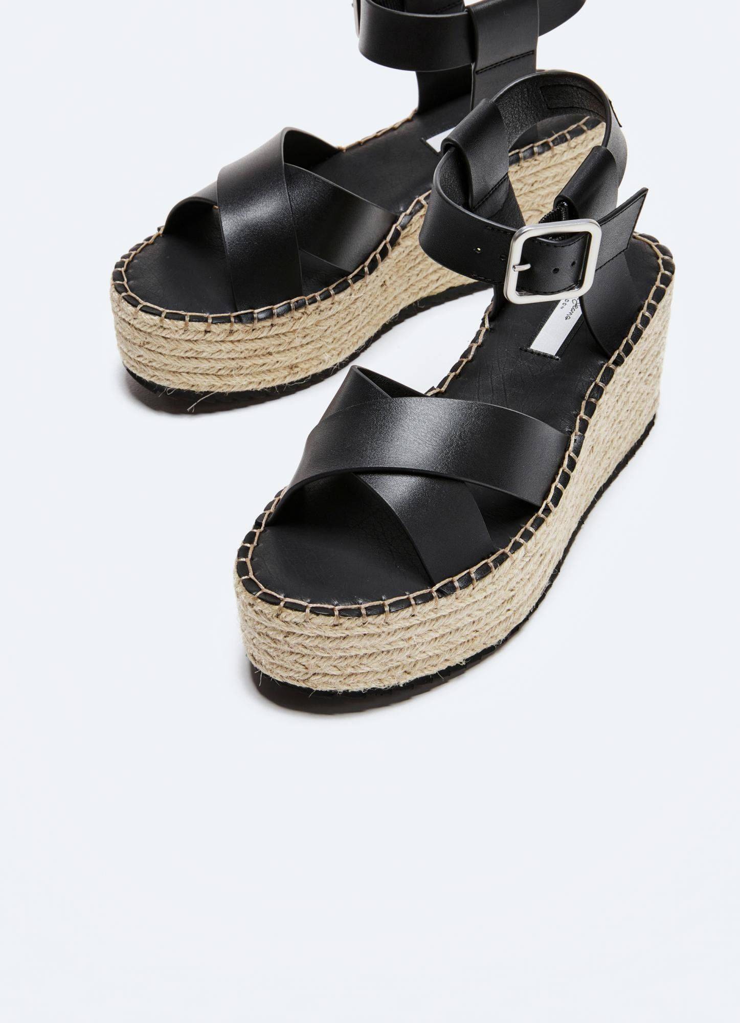 Купить Женские босоножки Pepe Jeans London, цвет черный, Модель: WITNEY ...