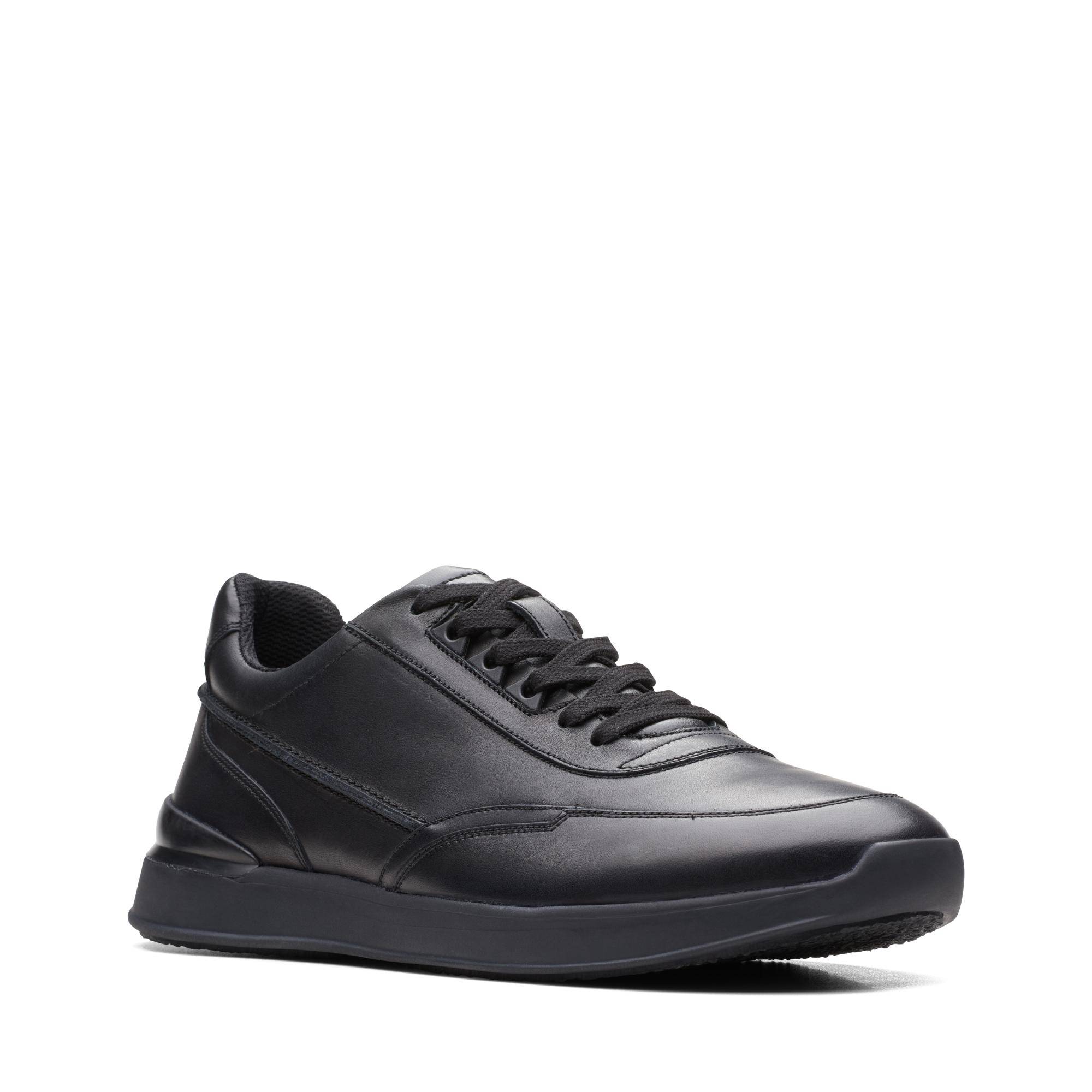 Clarks all black best sale