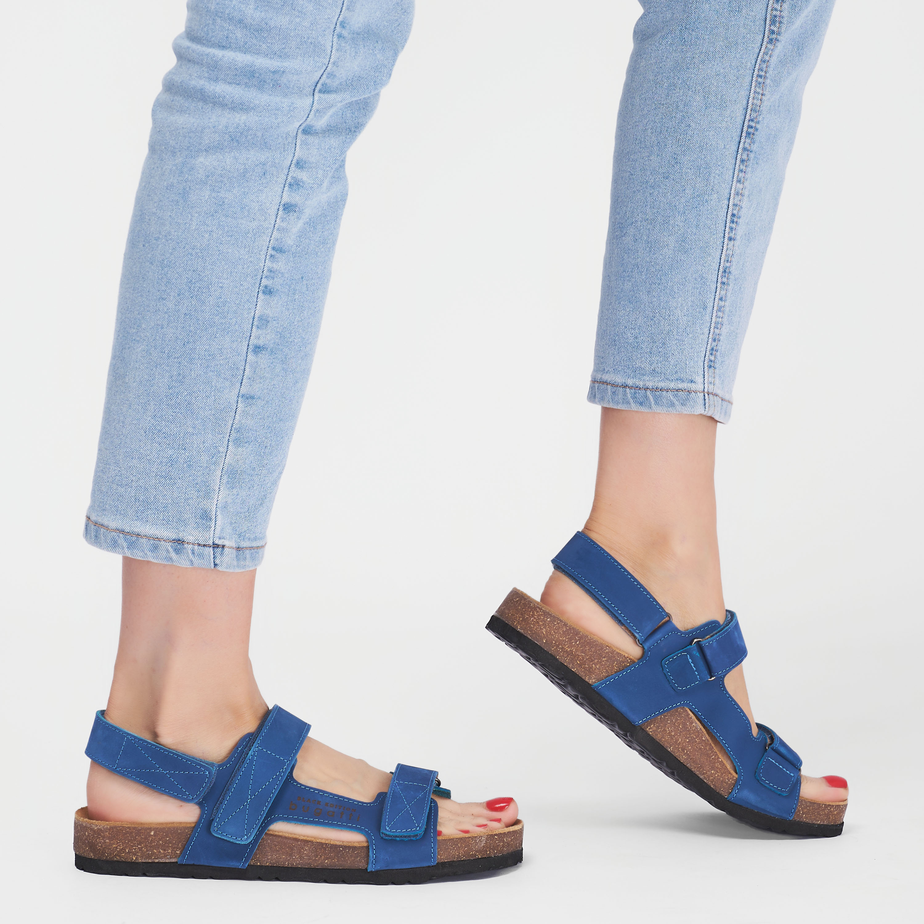 

Женские сандалии Bugatti, синие, Синий