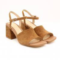 Женские босоножки Clarks (Sheer65 Block 26159696), коричневые, арт: 26159696
