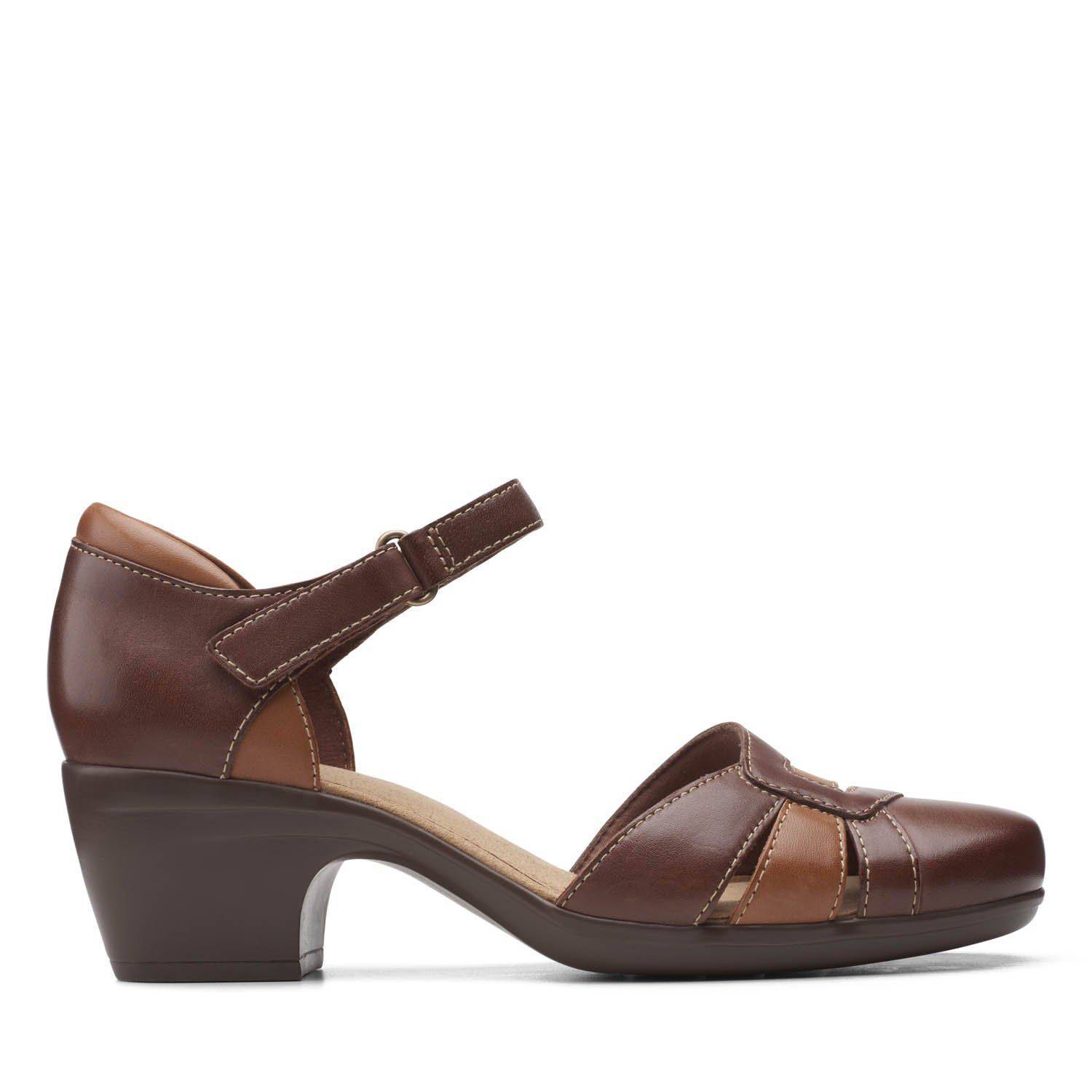 Купить Женские туфли на ремешке Clarks, цвет коричневый, Модель: Emily ...