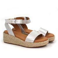 Женские сандалии Clarks, серебряные, арт: 26170983