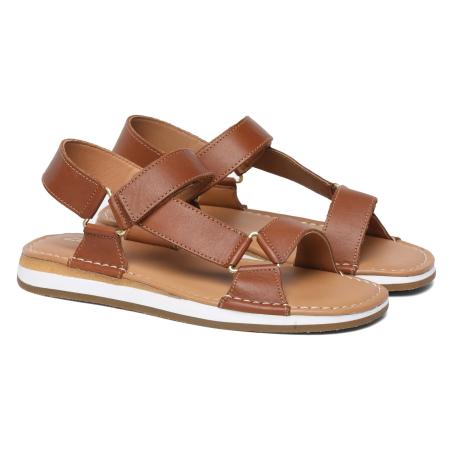 Женские сандалии Женщины 26170449, коричневые