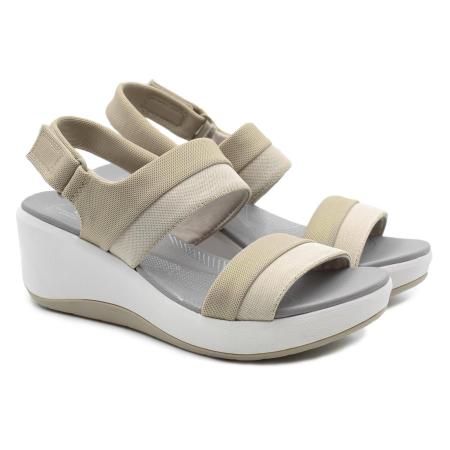 Женские босоножки Clarks Step Cali Muir 26159920, бежевые