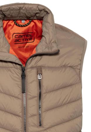 мужская куртки Camel Active Apparel, Модель Модель: Waistcoat,, арт: арт: 460200-6E52, цвет , цвет бежевый