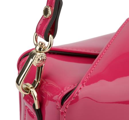 Женская сумка кросс-боди Maison Pourchet Cassetta Vernis 86001, фуксия