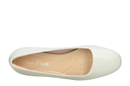 Женские туфли-лодочки Clarks Orabella Alice 26140780, белые