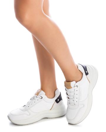 Женские кроссовки CARMELA LEATHER LADIES SHOES 68463, белые