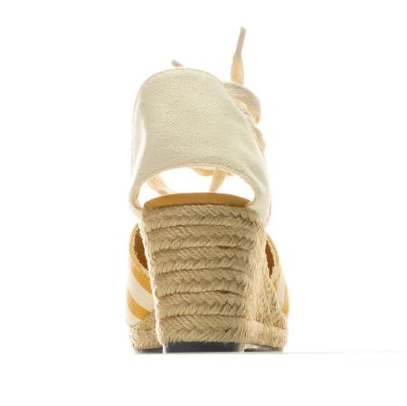 Женские туфли на ремешке Gant MADISON 08568059, бежевые Женские туфли на ремешке Gant MADISON 08568059, бежевые