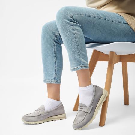 Женские лоферы Clarks 22213048, серые