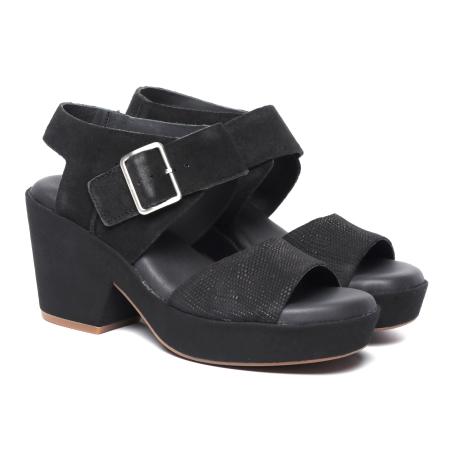 Женские босоножки Clarks Clarks KimmeiHi Strap 26171011, черные