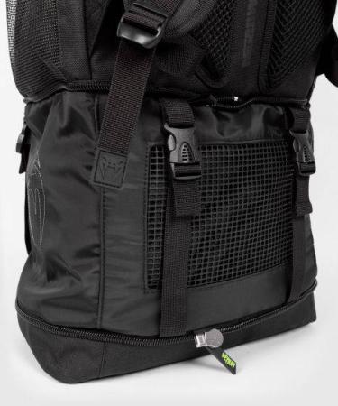 Мужской рюкзак VENUM "STRIPES" XTREM EVO BackPack Performance T3 VENUM-04273-001, черный