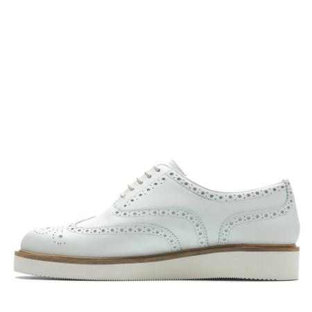 Женские оксфорды брогированные Clarks Baille Brogue 26157412, белые Женские оксфорды брогированные Clarks Baille Brogue 26157412, белые