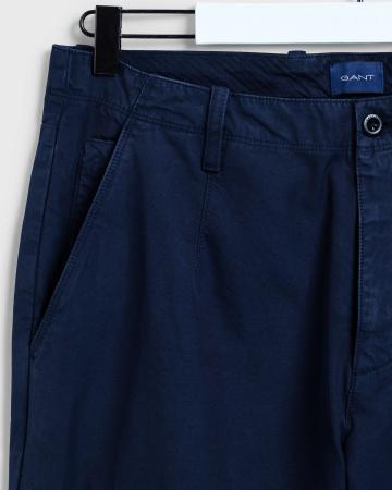 HUGGER CHINOS 1500070