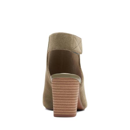 Женские босоножки Clarks Deva Bell 26140003, оливковые