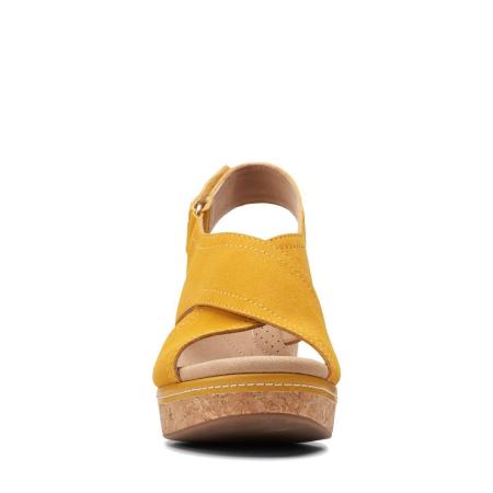 Женские босоножки Clarks Giselle Cove 26158206, желтые