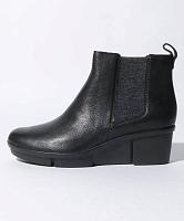 Pola Rain 26127428 - Женские челси Clarks, черные Pola Rain 26127428 - Женские челси Clarks, черные