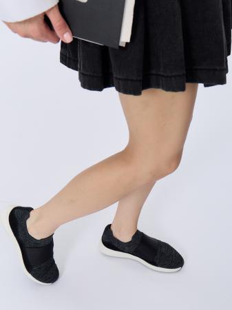 Женские кроссовки Clarks Un Rio Knit 26165487, черные