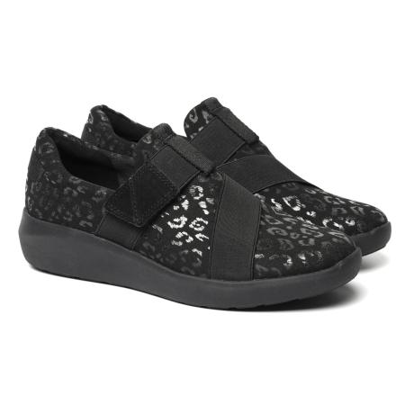 Женские кроссовки Clarks Kayleigh Charm 26168096, черные