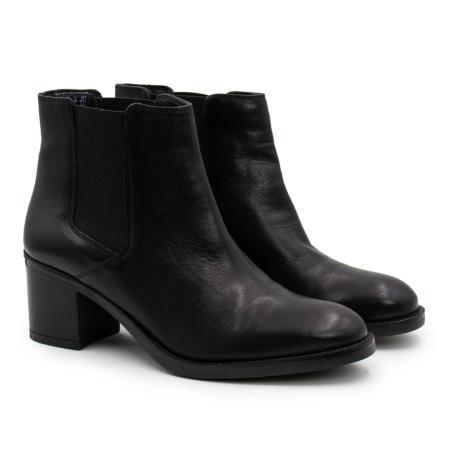 Женские челси Clarks Mascarpone Bay 26135250, черные