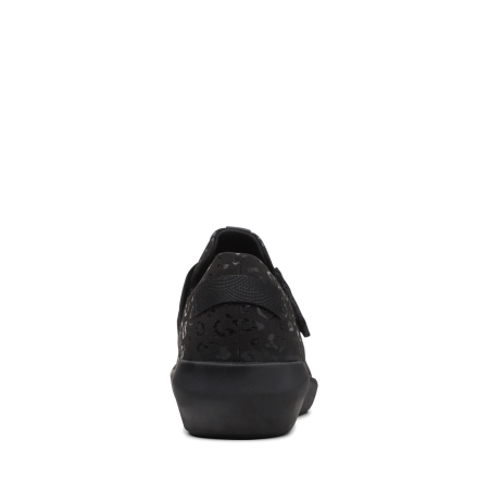 Женские кроссовки Clarks Kayleigh Charm 26168096, черные