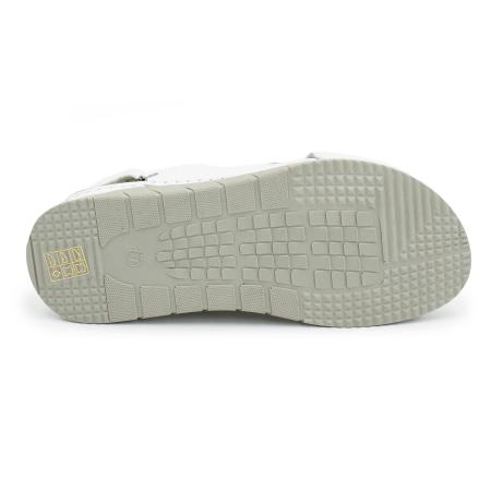 Женские сандалии Clarks 22203075, белые