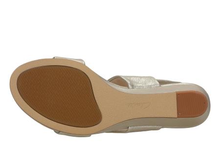 Женские босоножки Clarks Sense Lily 26139445, бежевые