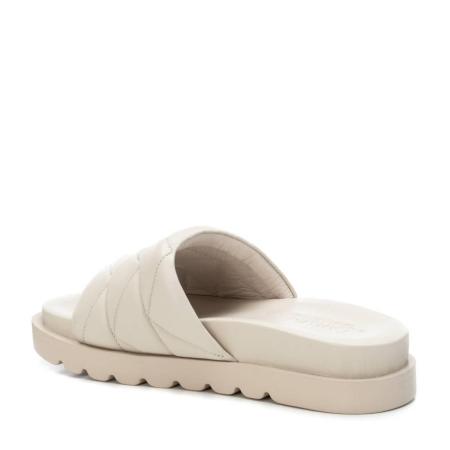 Женские сланцы CARMELA LEATHER LADIES SANDALS 68292, бежевые