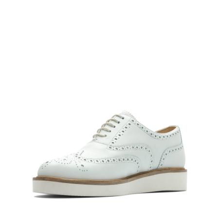 Женские оксфорды брогированные Clarks Baille Brogue 26157412, белые Женские оксфорды брогированные Clarks Baille Brogue 26157412, белые
