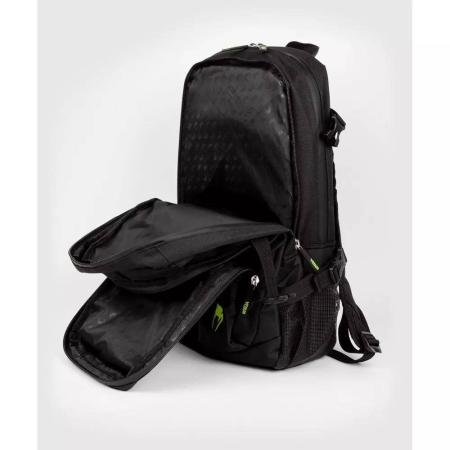 Мужской рюкзак UFC "STRIPES" BackPack Performance T3 VENUM-04258-001, черный 