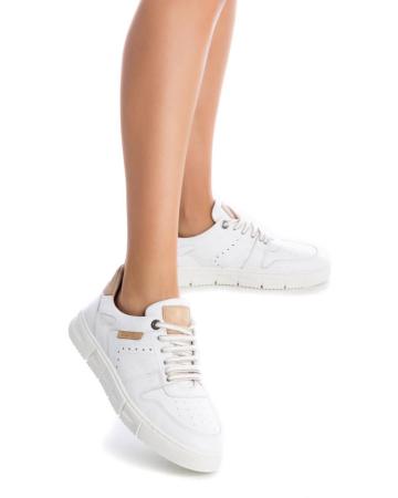 Женские кеды CARMELA LEATHER LADIES SHOES 68245, белые