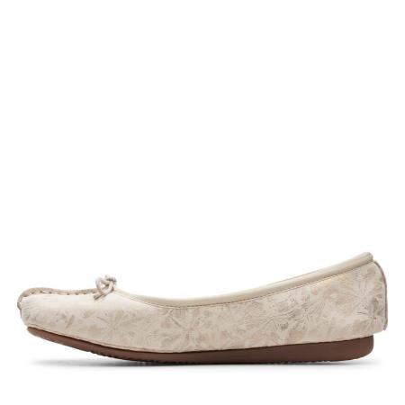 Женские балетки Clarks Freckle Ice 26147555, белые Женские балетки Clarks Freckle Ice 26147555, белые