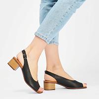  44412213-1000 - Женские босоножки Bugatti, черные