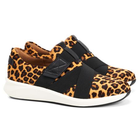 Женские кроссовки Clarks Un Rio Strap 26151744, коричневые