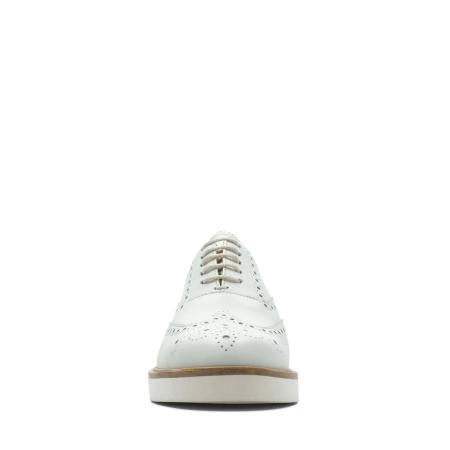 Женские оксфорды брогированные Clarks Baille Brogue 26157412, белые Женские оксфорды брогированные Clarks Baille Brogue 26157412, белые