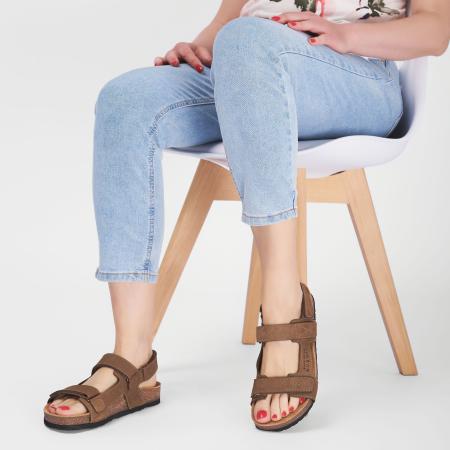 Женские сандалии Bugatti 44403358-3500, коричневые