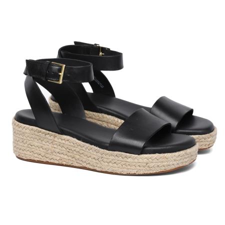 Женские сандалии Женщины Clarks Kimmei Ivy 26170980, черные