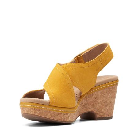 Женские босоножки Clarks Giselle Cove 26158206, желтые