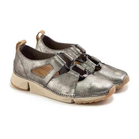 Женские кроссовки Clarks Tri Sense 26138922, серебряные