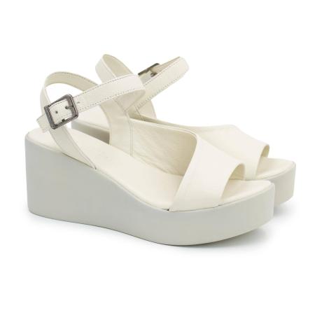Женские сандалии Bugatti 44405032-1000, белые