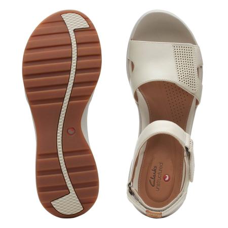 Женские сандалии Clarks Un Adorn Calm 26148723, белые