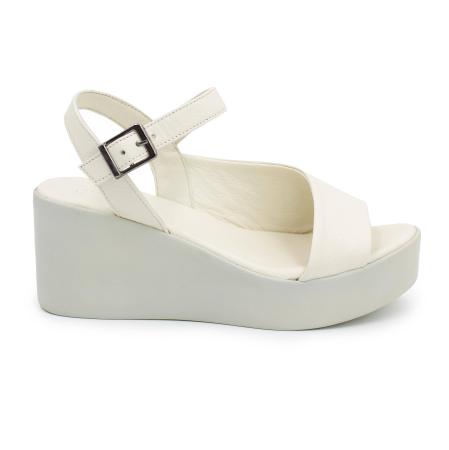Женские сандалии Bugatti 44405032-1000, белые