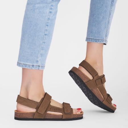 Женские сандалии Bugatti 44403358-3500, коричневые