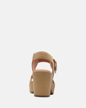 Женские босоножки Clarks Clarks KimmeiHi Strap 26171014, песочные
