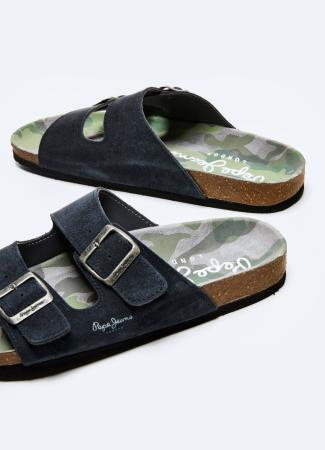 Мужские сланцы Pepe Jeans London BIO BUCKLES SUEDE CAMU PMS90084, серые Мужские сланцы Pepe Jeans London BIO BUCKLES SUEDE CAMU PMS90084, серые