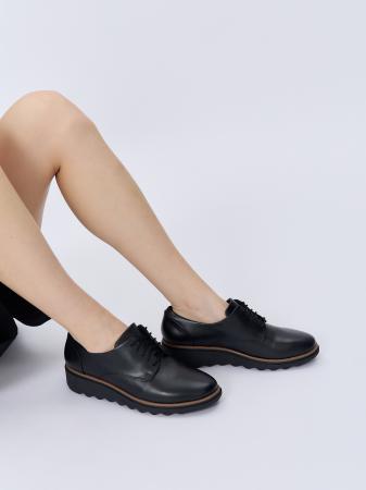 Женские дерби Clarks Sharon Noel 26155990, черные